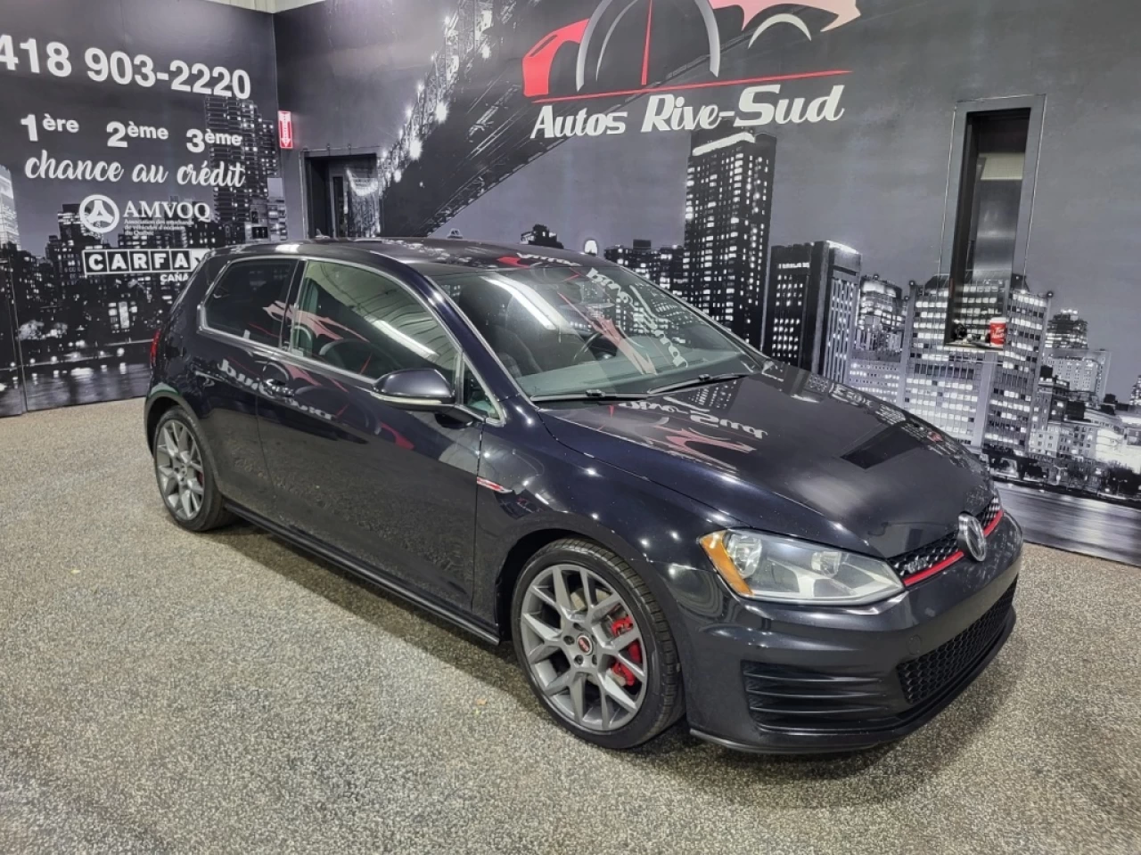 2017 Volkswagen Golf GTI AUTOMATIQUE DSG TRÈS PROPRE SEULEMENT 143 500KM Main Image