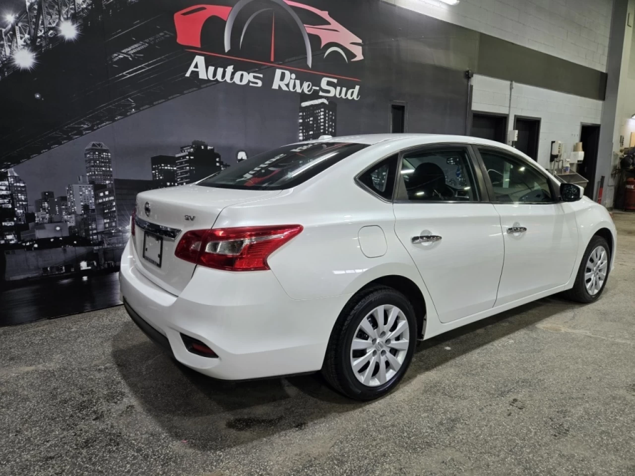 2019 Nissan Sentra SV AUTOMATIQUE TRÈS PROPRE SEULEMENT 97 200KM Image principale