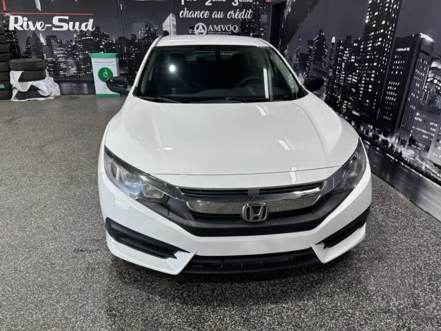 Honda Civic Sedan DX TRÈS PROPRE VITRE ÉLECTRIQUE AVEC 165 000KM 2018