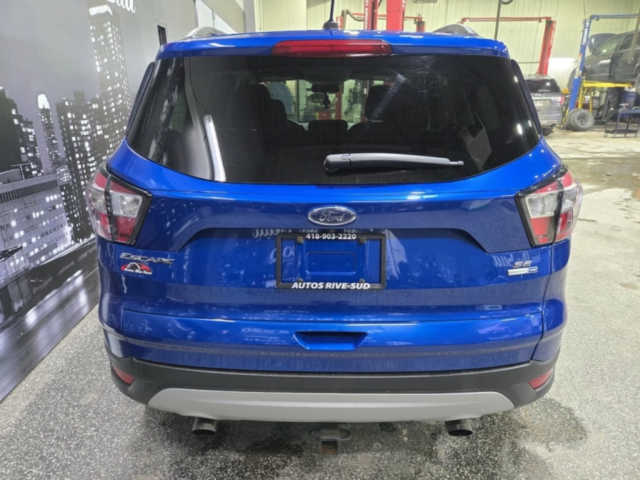 2018 Ford Escape SE AWD TRÈS PROPRE SEULEMENT 143 500KM Image principale