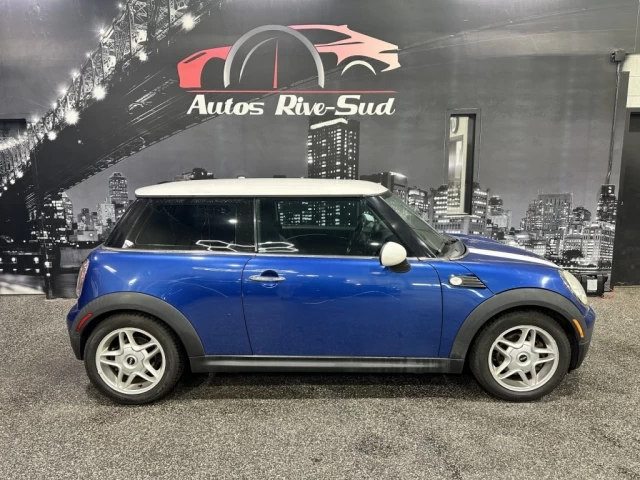 MINI Cooper Hardtop MANUELLE A/C SEULEMENT 168 300KM 2009