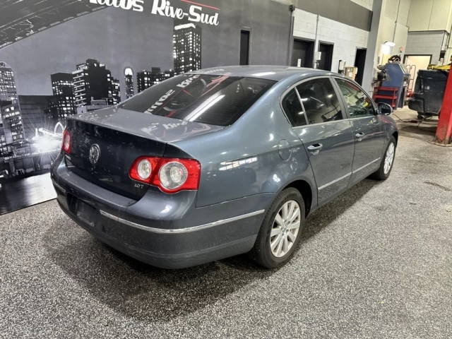 Volkswagen Passat Comfortline 2.0T FULL CUIR AVEC 128 200KM 2009