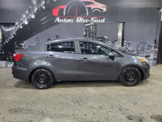 Kia Rio LX MANUELLE A/C SUPER PROPRE AVEC 185 200KM 2016