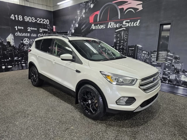 Ford Escape SEL AWD 1.5L ECOBOOST CUIR TOIT PANO AVEC 124 400K 2018