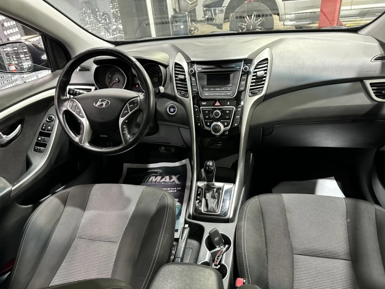 2016 Hyundai Elantra GT 5dr HB Auto GLS Image principale