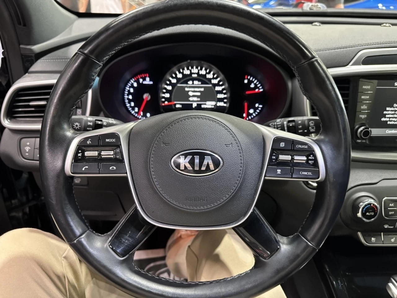 2020 Kia Sorento SX V6 AWD FULL CUIR TOIT GPS BANC VENTILÉ Image principale