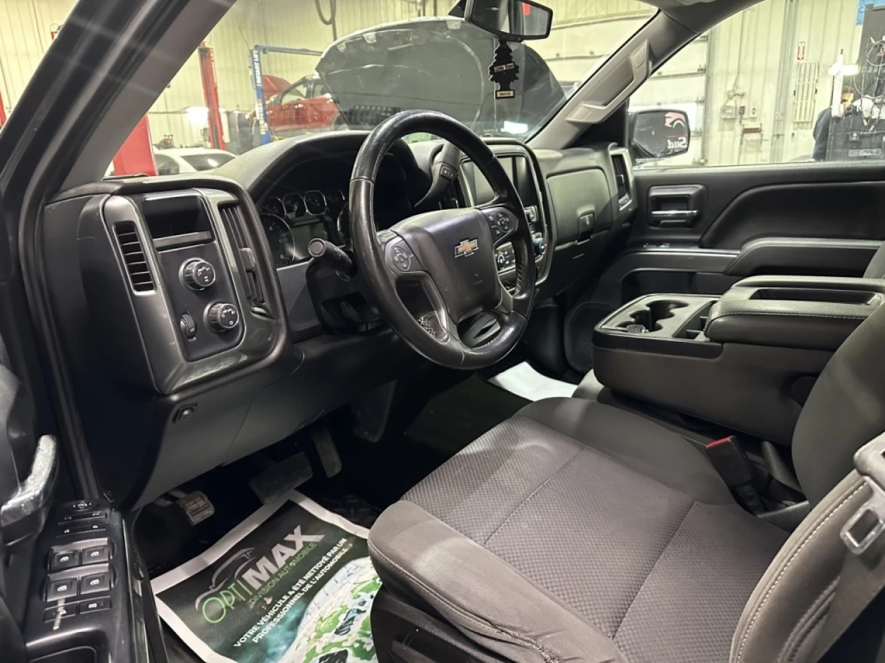 2018 Chevrolet Silverado 1500 LT 4X4 5.3L CREW CAB SEULEMENT 137 500KM Image principale