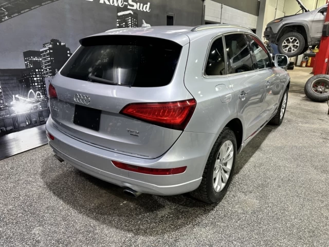 Audi Q5 2,0T Progressiv FULL TOIT PANO SEULEMENT 168 100KM 2015