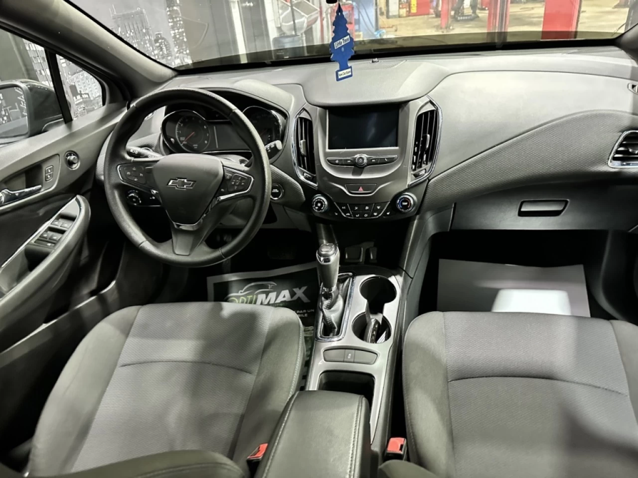 2018 Chevrolet Cruze LT RS AUTOMATIQUE TRÈS PROPRE SEULEMENT 123 100KM Image principale