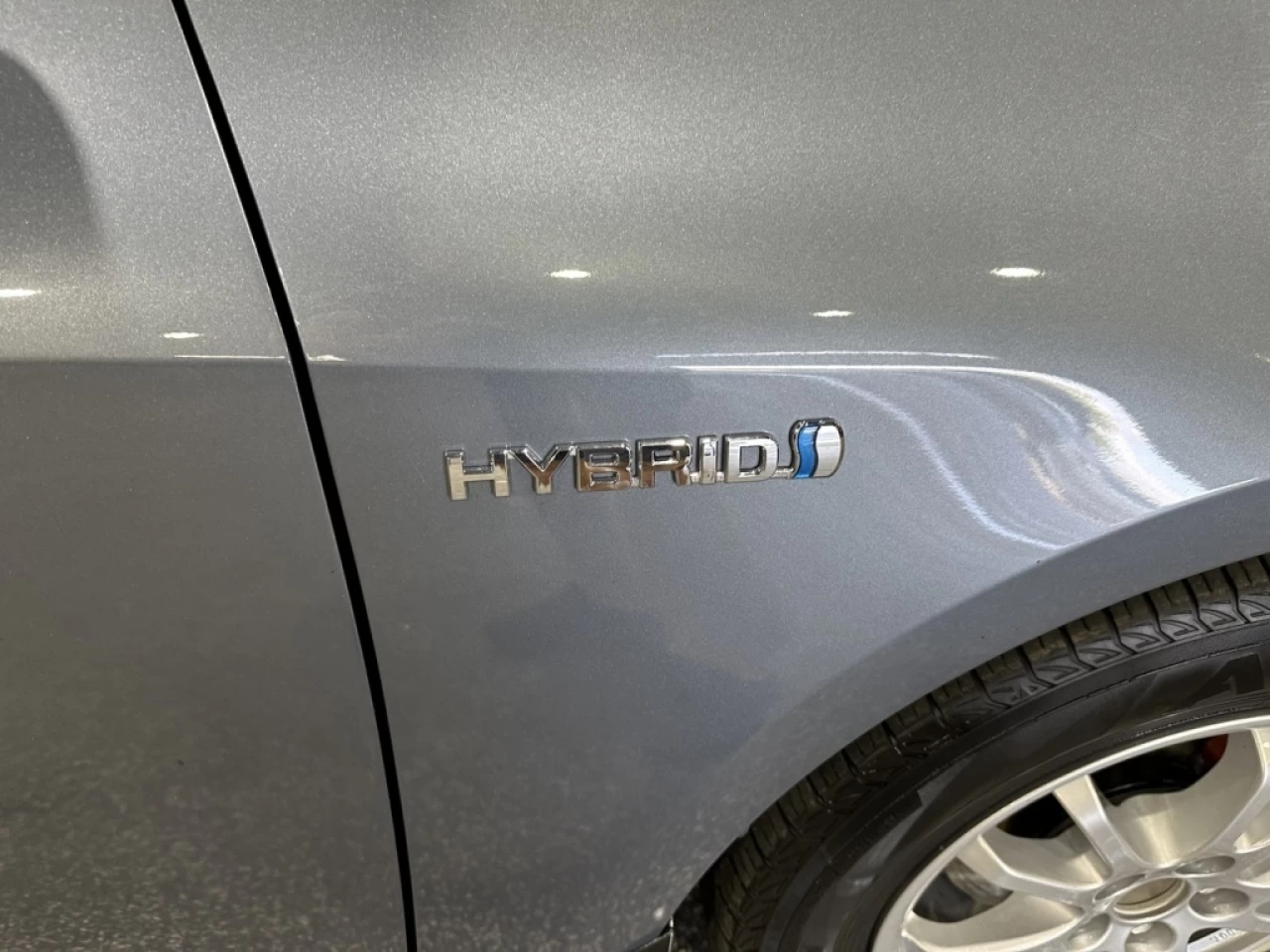 2021 Toyota Corolla HYBRIDE TRÈS PROPRE MAGS SEULEMENT 123 500KM Image principale