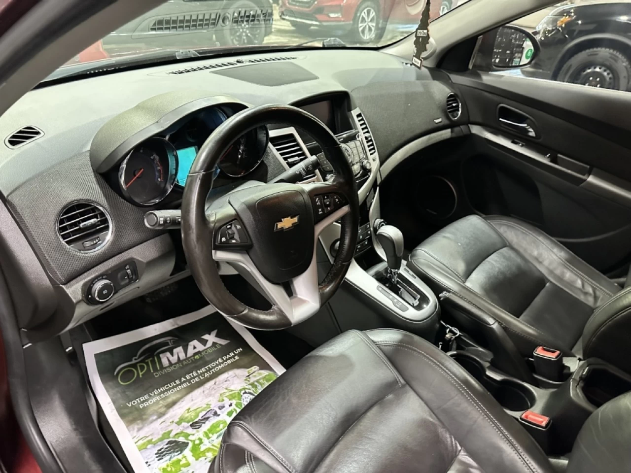 2015 Chevrolet Cruze 4dr Sdn 2LT Main Image