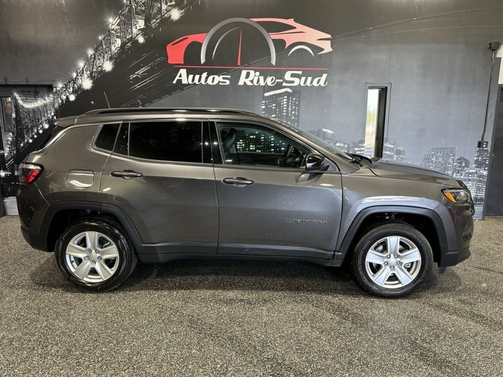 Jeep 2022 Compass North 4X4 FULL ÉQUIPÉ GPS / SIÈGES CHAUFF. AVEC 25