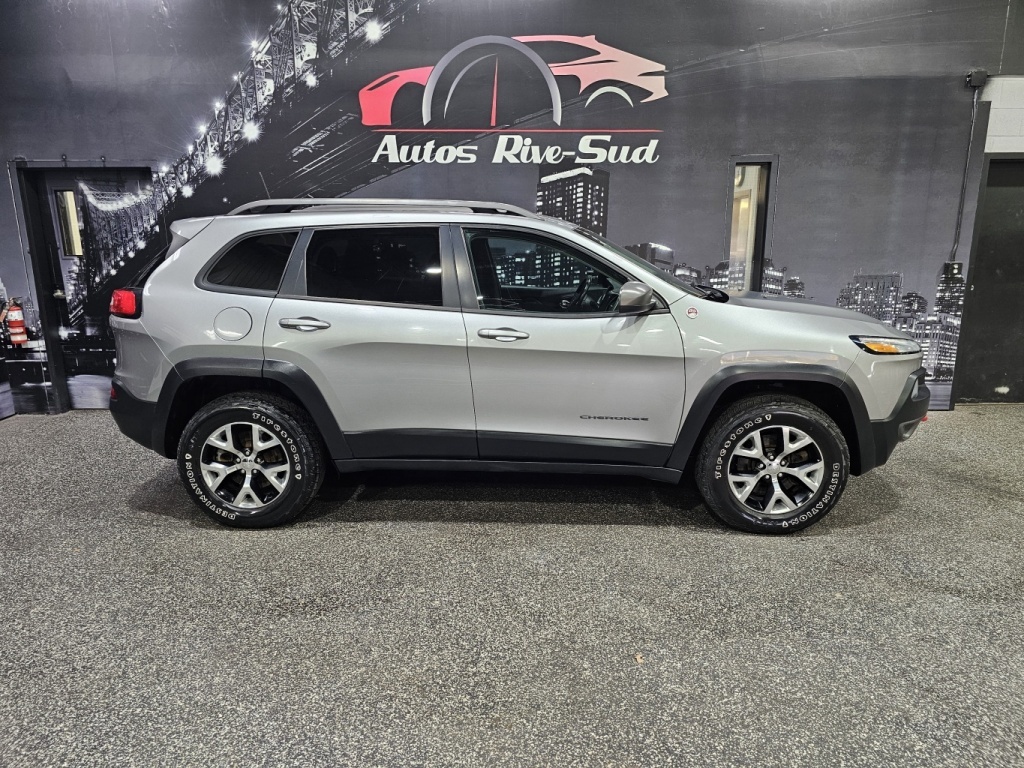 Jeep 2016 Cherokee 4WD 4dr Trailhawk