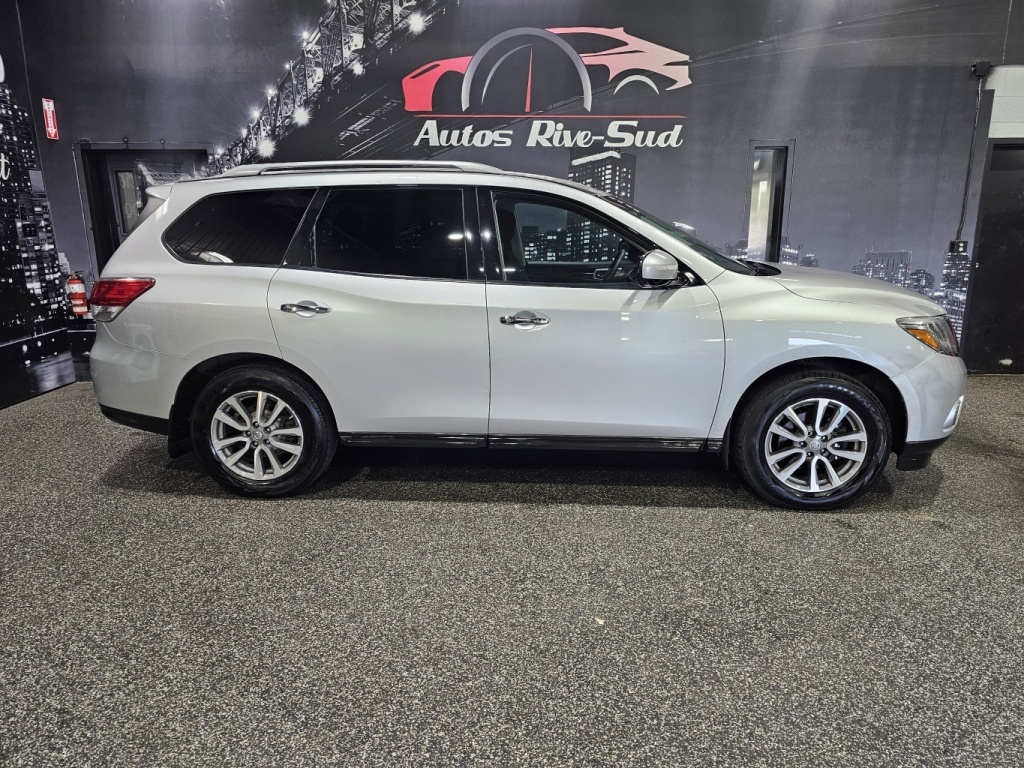 Nissan 2016 Pathfinder SV AWD 7 PASSAGERS SEULEMENT 132 200KM