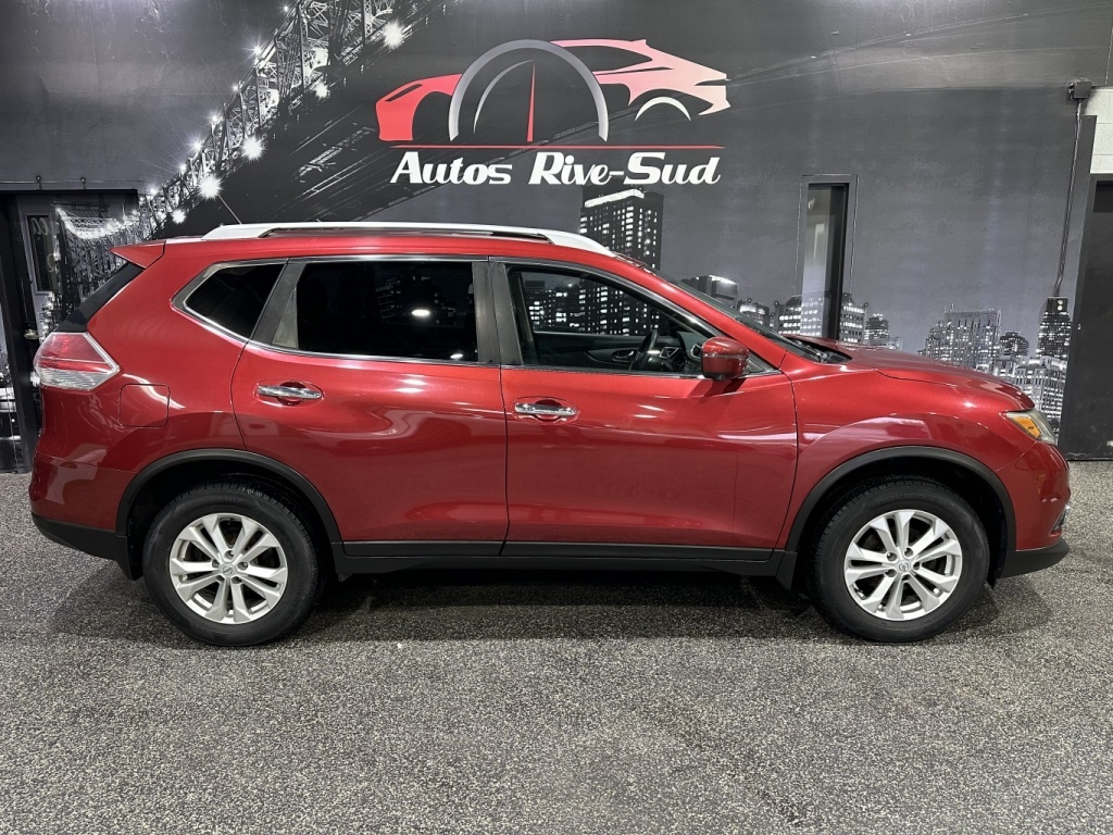 Nissan 2016 Rogue SV TECH AWD GPS TOIT PANO SEULEMENT 167 200KM