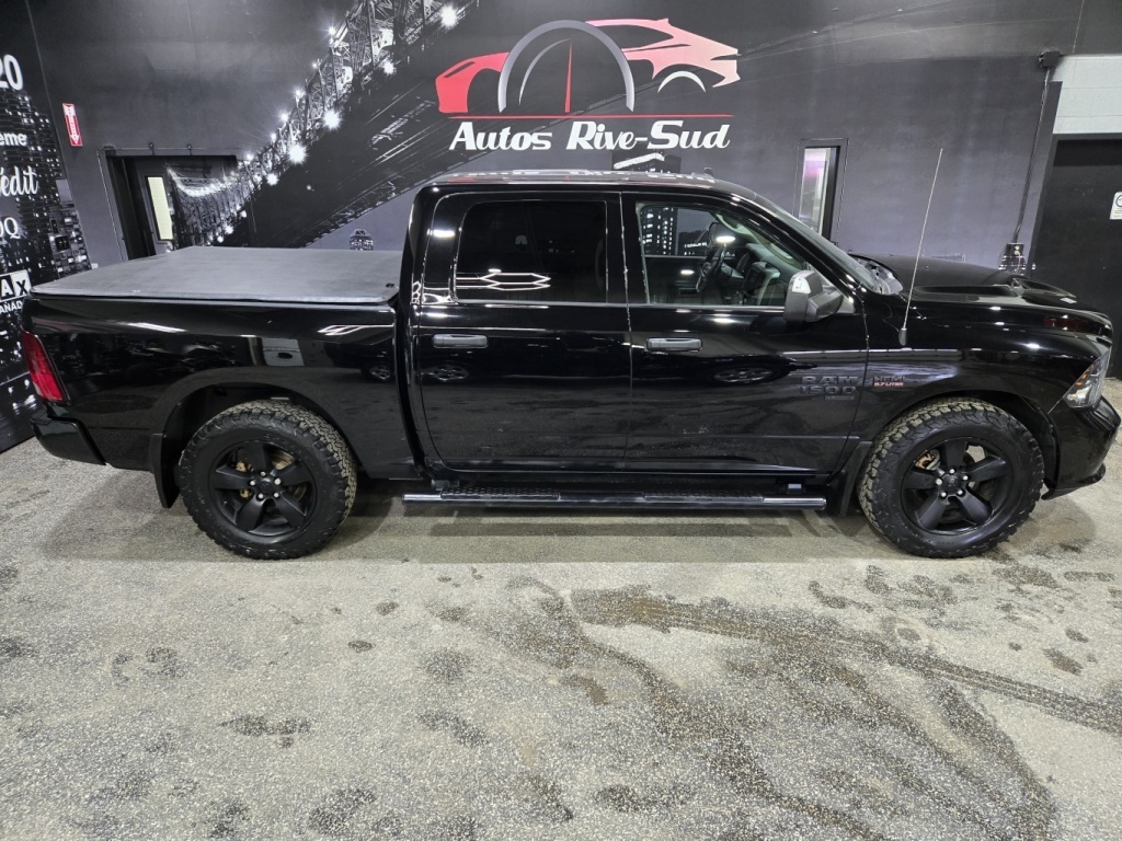 Ram 2020 1500 Classic Express CREWCAB 5.7L 4X4 TRÈS PROPRE